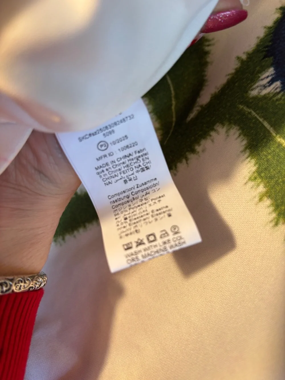 NWT Emery Rose floral print sweatshirt, often marketed as a mid-mod or bohemian - Picture 9 of 11